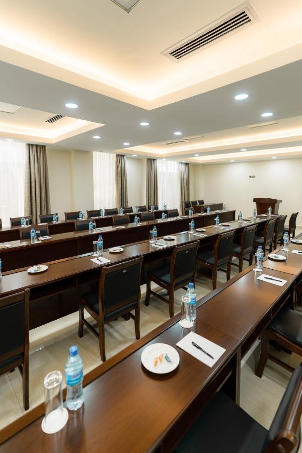 Kibo Palace Hotel โมชิ ภายนอก รูปภาพ