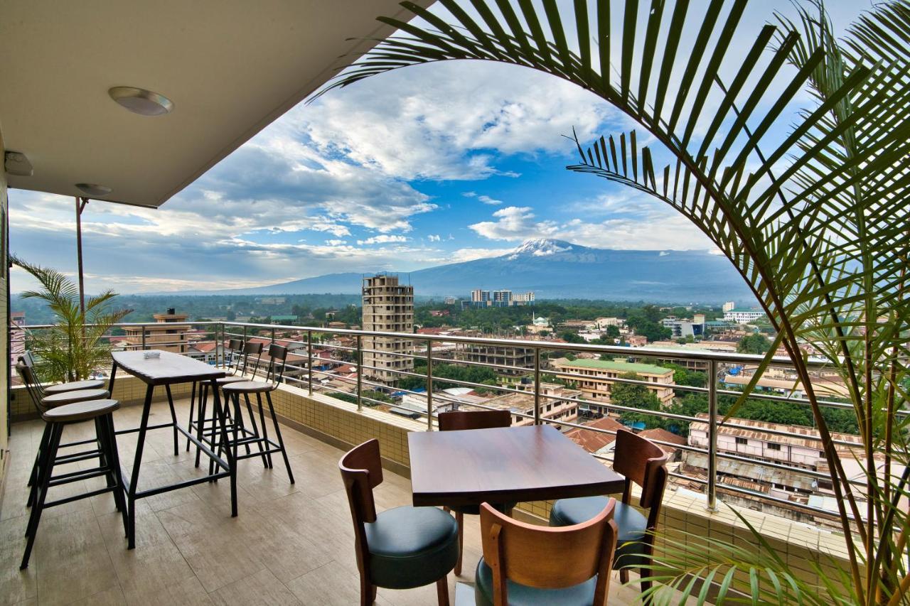 Kibo Palace Hotel โมชิ ภายนอก รูปภาพ