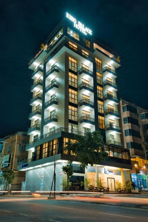 Kibo Palace Hotel โมชิ ภายนอก รูปภาพ
