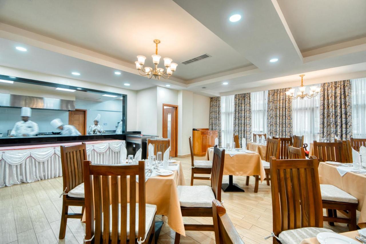 Kibo Palace Hotel โมชิ ภายนอก รูปภาพ